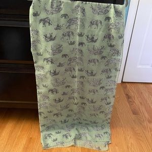Scarf with elephants